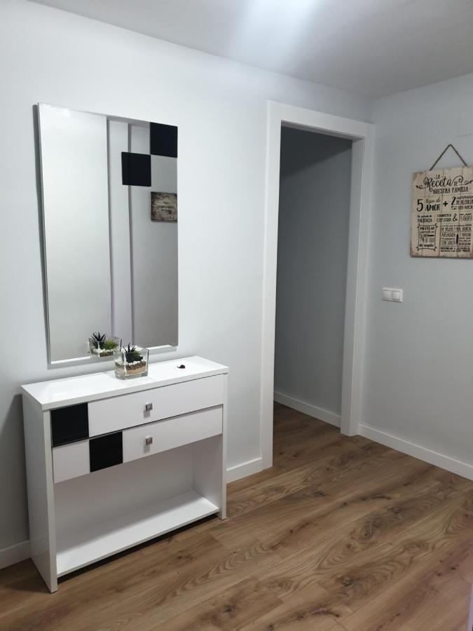Apartamento Bonito piso en Baeza recién reformado Exterior foto